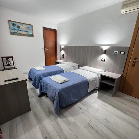 Hotel Taverna Dantesca Turin