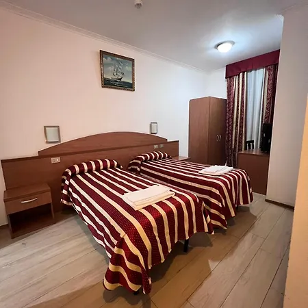 Taverna Dantesca 3*