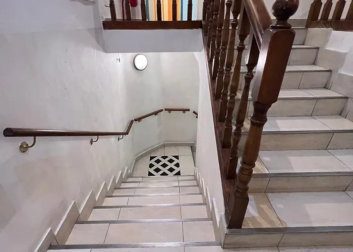 Taverna Dantesca 3* Turin