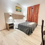 Hotel Taverna Dantesca 3*
