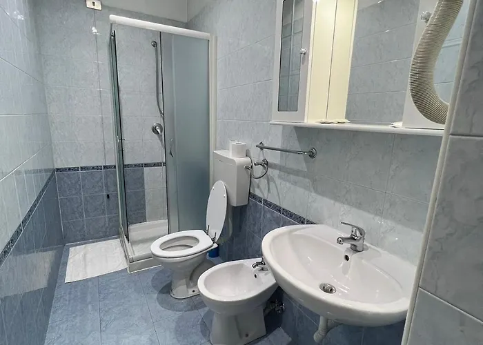 タベルナ ダンテスカ ホテル トリノ